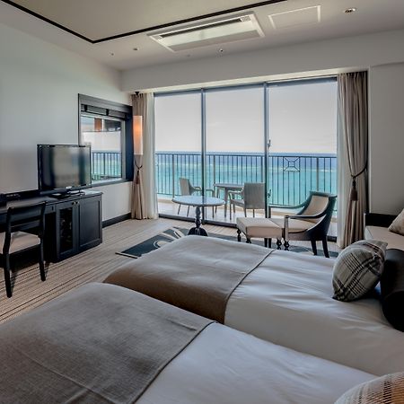Hotel Monterey Okinawa Spa & Resort Onna Eksteriør bilde Deluxe Ocean View Room