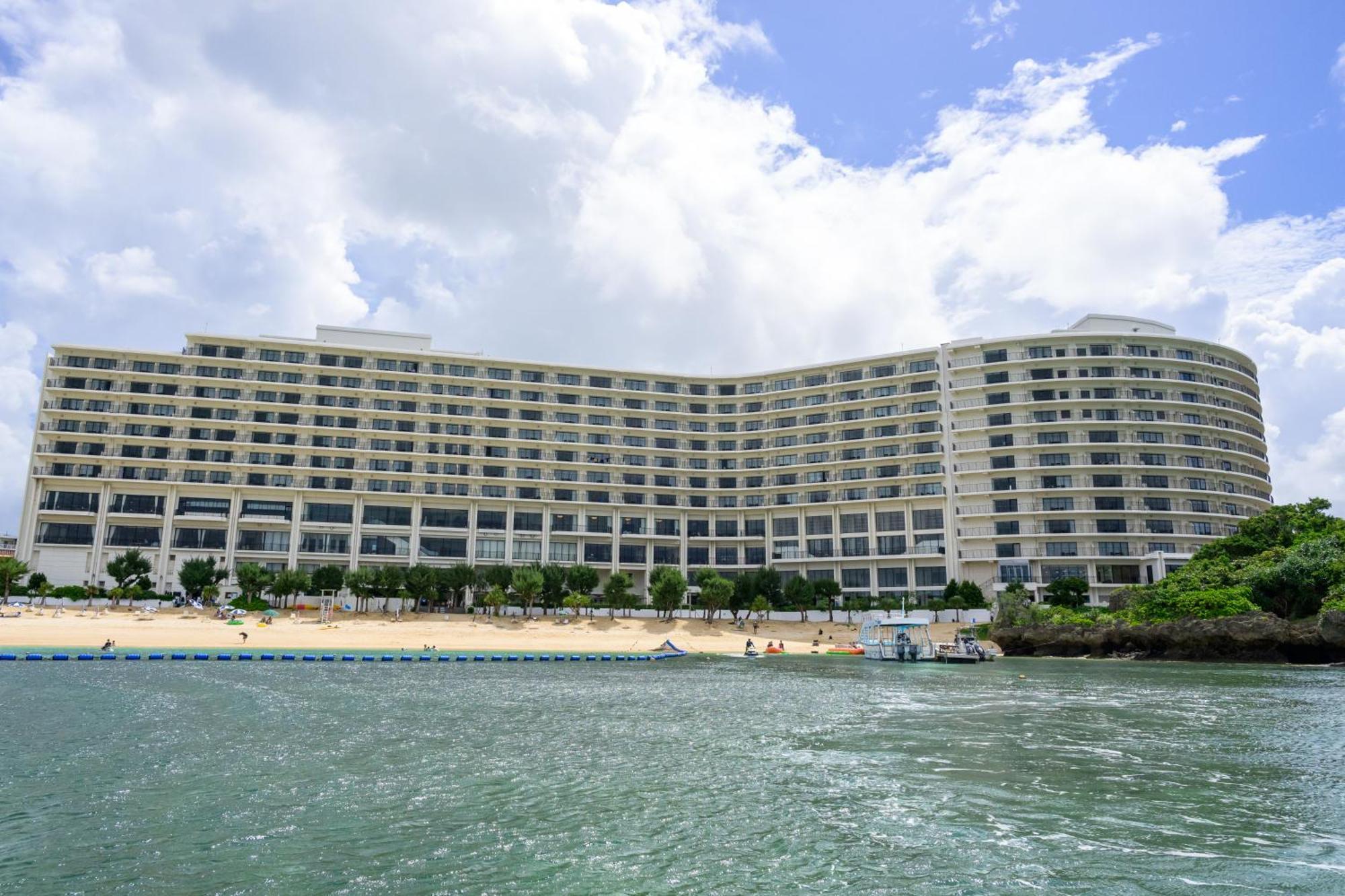 Hotel Monterey Okinawa Spa & Resort Onna Eksteriør bilde Hilton Okinawa